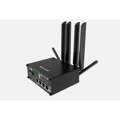 Robustel R5020 Industrial IoT Router supporting 5G, 4G and 3G bands